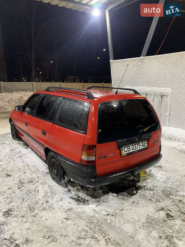 Универсал Opel Astra 1993 в Чернигове фото 8 Универсал Opel Astra 1993 в Чернигове