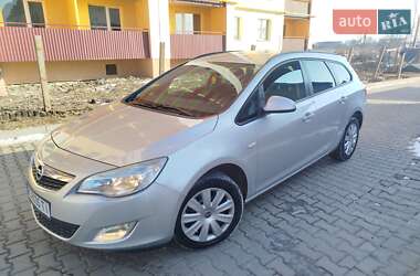 Універсал Opel Astra 2011 в Хмельницькому