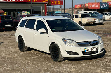 Универсал Opel Astra 2009 в Виноградове