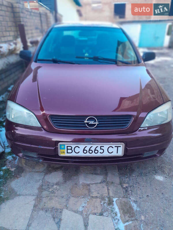 Седан Opel Astra 2007 в Золочеве