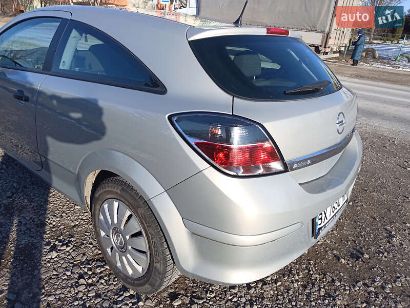 Хэтчбек Opel Astra 2009 в Хмельницком