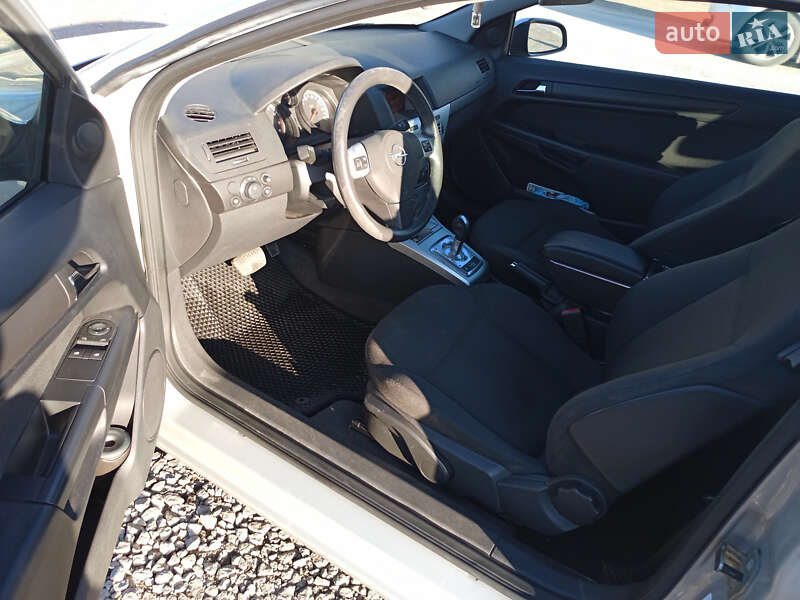 Хэтчбек Opel Astra 2009 в Хмельницком