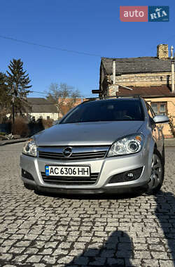 Универсал Opel Astra 2007 в Луцке