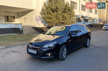 Універсал Opel Astra 2014 в Івано-Франківську