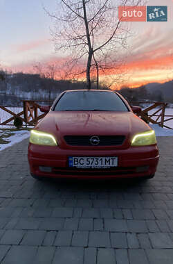Хэтчбек Opel Astra 1998 в 