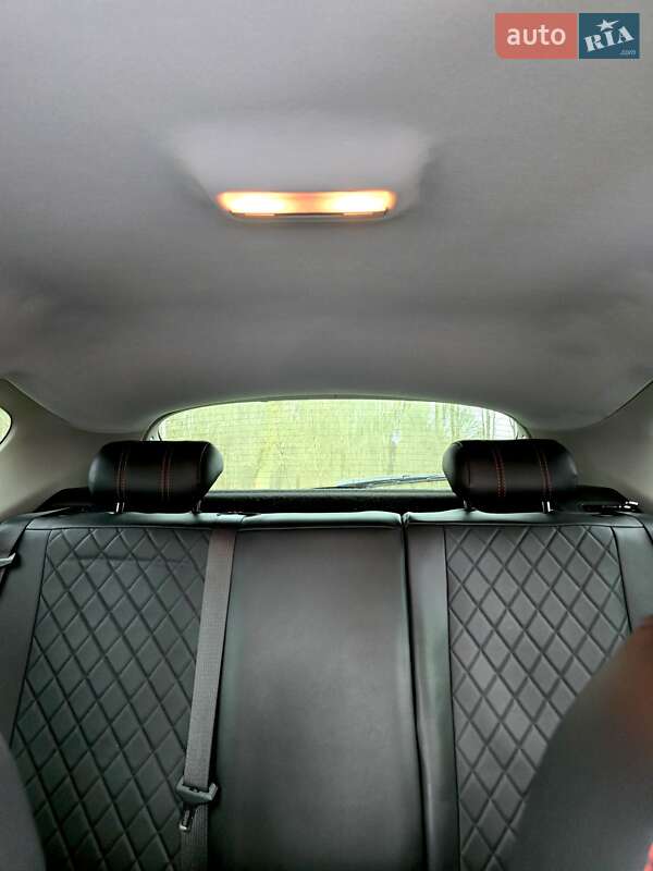 Хетчбек Opel Astra 2010 в Луцьку
