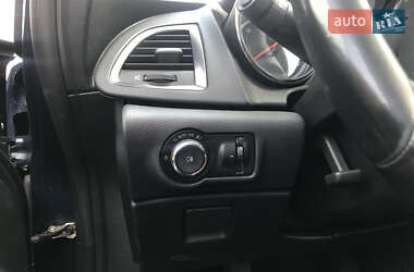 Универсал Opel Astra 2010 в 