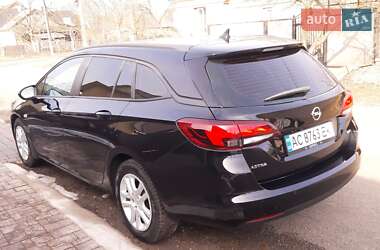 Универсал Opel Astra 2017 в 