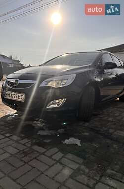 Універсал Opel Astra 2011 в 