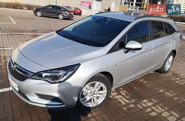 Універсал Opel Astra 2019 в Києві