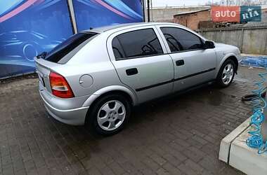 Хэтчбек Opel Astra 1999 в Ахтырке