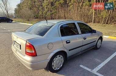 Седан Opel Astra 2007 в 