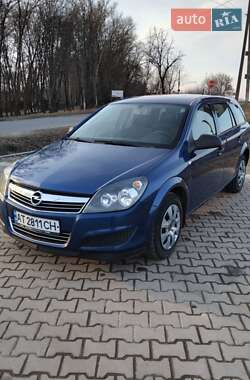 Універсал Opel Astra 2010 в 