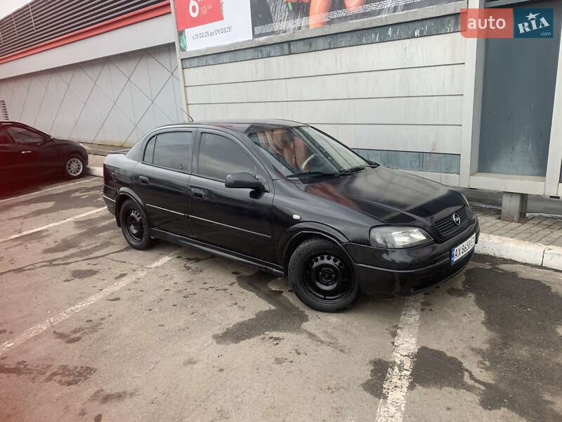 Седан Opel Astra 2007 в 