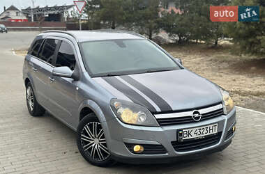 Універсал Opel Astra 2004 в Костопілі