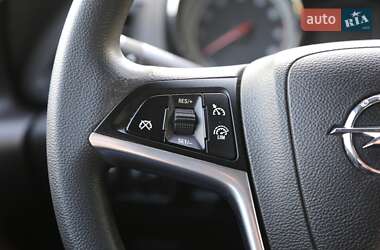 Седан Opel Astra 2017 в 