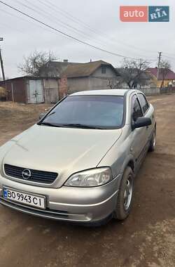 Седан Opel Astra 2006 в Бучачі