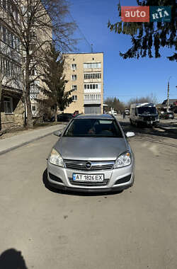 Універсал Opel Astra 2008 в Коломиї