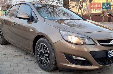 Седан Opel Astra 2012 в Бродах