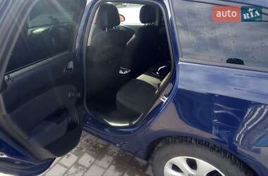 Універсал Opel Astra 2013 в Дрогобичі
