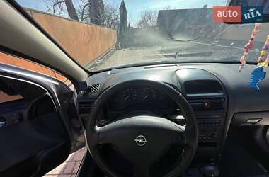 Седан Opel Astra 2003 в 