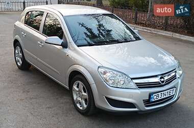 Хэтчбек Opel Astra 2007 в Киеве