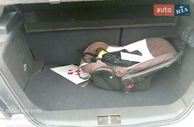Хэтчбек Opel Astra 2008 в 