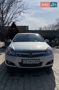 Opel Astra 2010 Opel Astra 2010