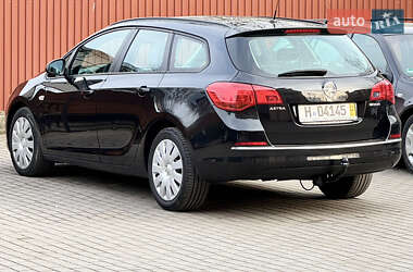 Универсал Opel Astra 2012 в Коломые