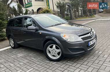 Универсал Opel Astra 2009 в Дрогобыче