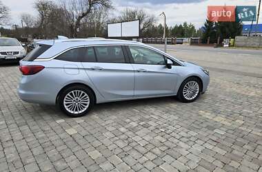 Универсал Opel Astra 2016 в 