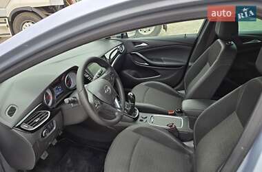 Универсал Opel Astra 2016 в 