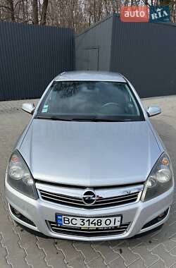 Хетчбек Opel Astra 2008 в 
