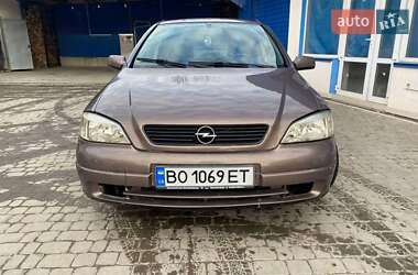 Седан Opel Astra 1998 в Кременце