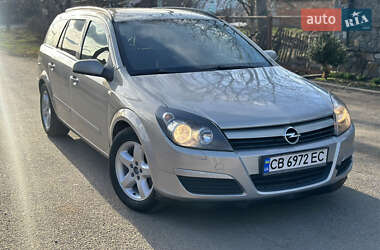 Универсал Opel Astra 2005 в Новом Буге