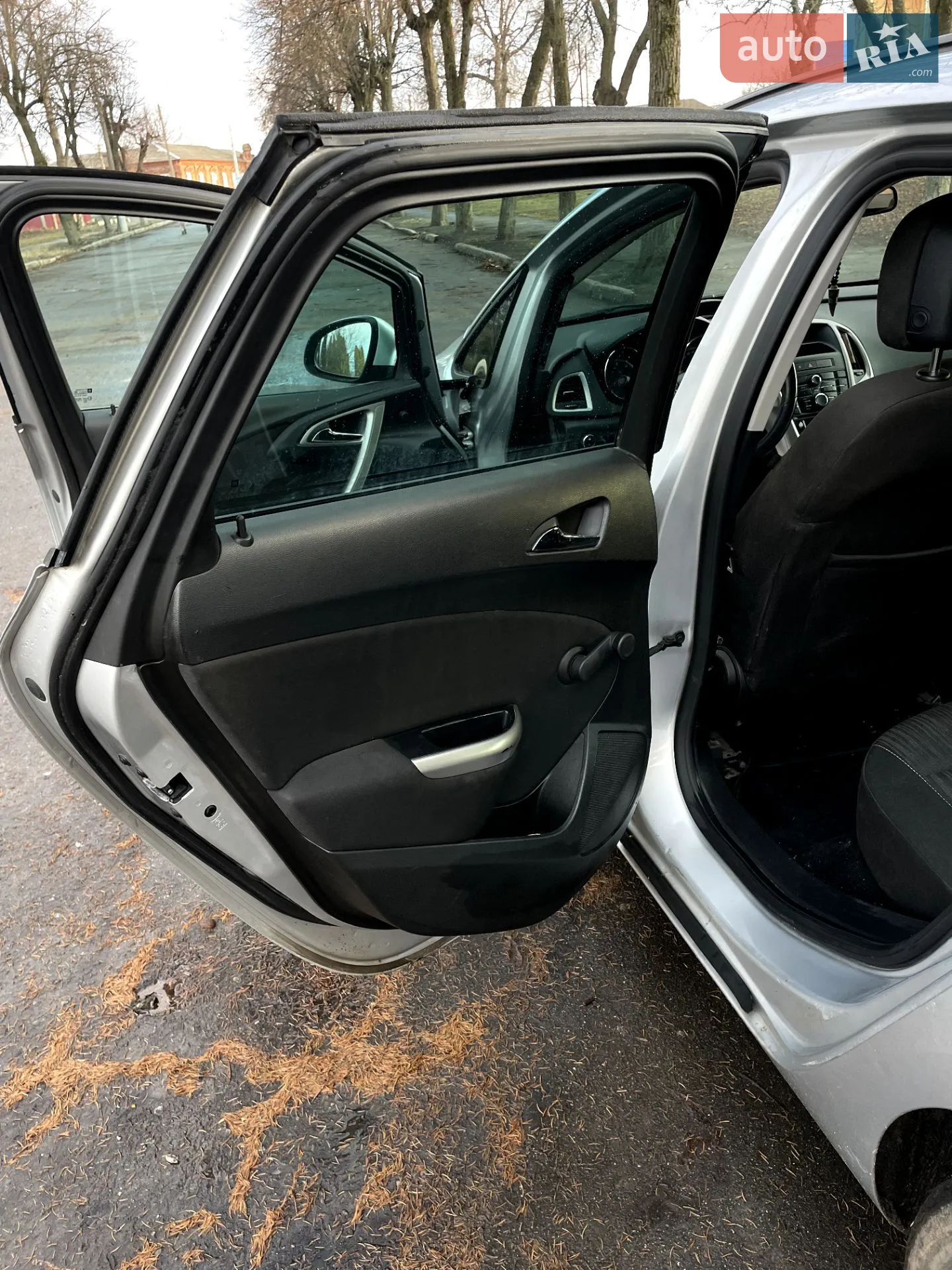 2011 Opel Astra - мініатюра 12