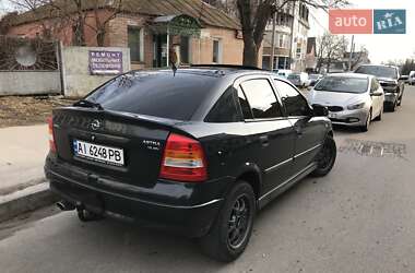 Хэтчбек Opel Astra 1998 в 
