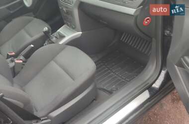 Универсал Opel Astra 2007 в 