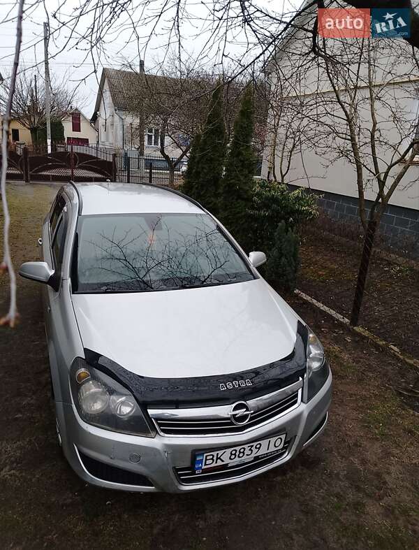 Універсал Opel Astra 2007 в 