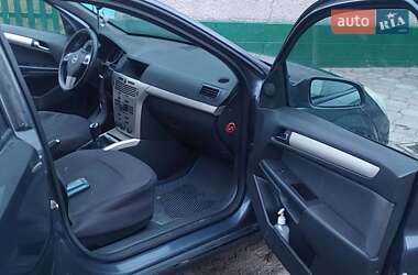 Универсал Opel Astra 2007 в 