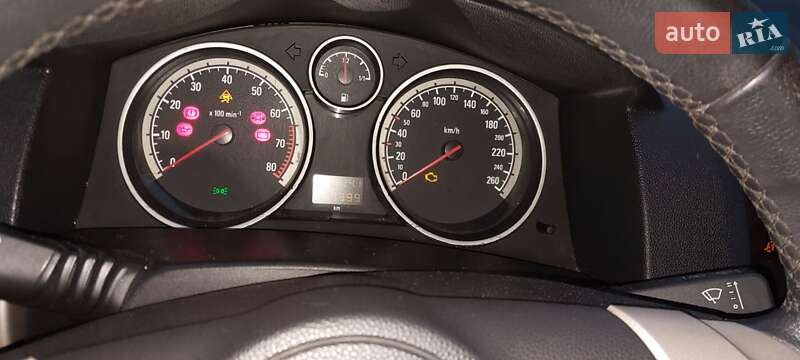 Универсал Opel Astra 2007 в Дунаевцах