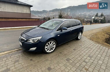 Opel Astra 2010 Opel Astra 2010
