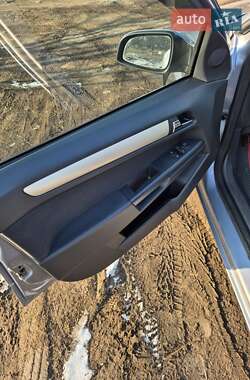 Хэтчбек Opel Astra 2008 в 