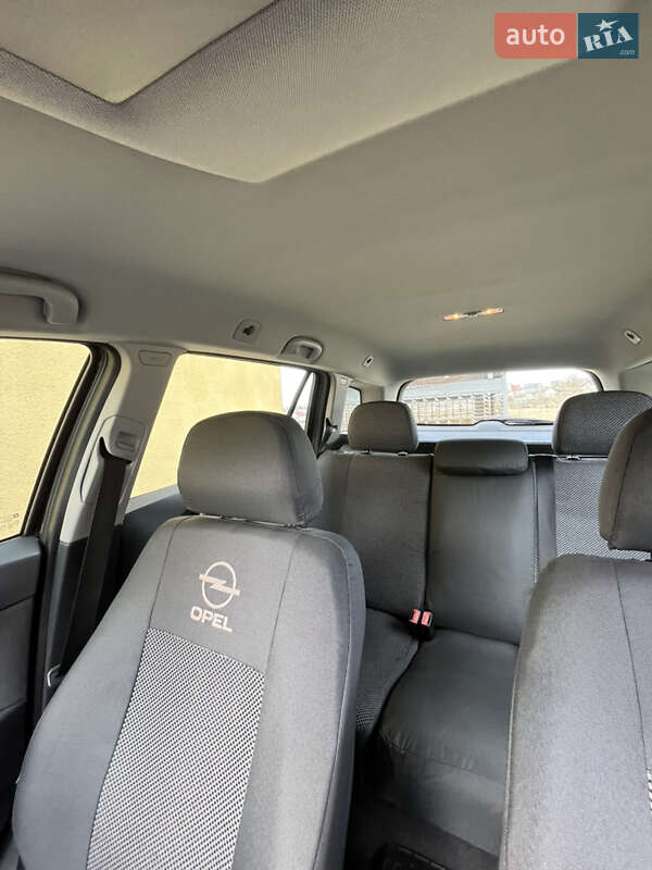 Универсал Opel Astra 2008 в Новояворовске фото 9 Универсал Opel Astra 2008 в Новояворовске