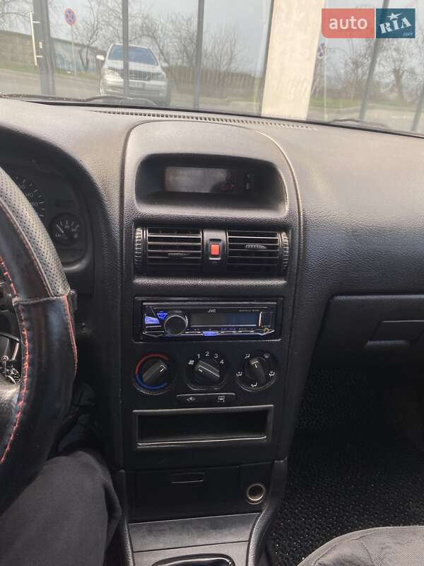 Хэтчбек Opel Astra 1998 в Одессе фото 20 Хэтчбек Opel Astra 1998 в Одессе