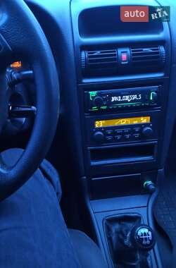 Седан Opel Astra 2002 в 