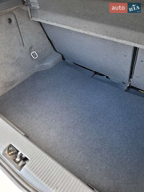 Хэтчбек Opel Astra 2009 в Мостиске