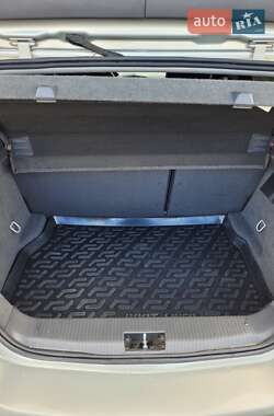 Хэтчбек Opel Astra 2009 в 