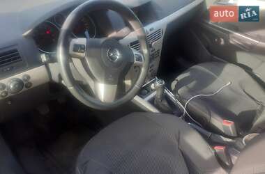 Универсал Opel Astra 2007 в 