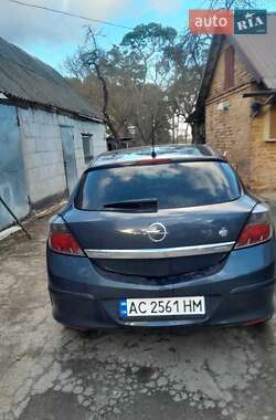 Хетчбек Opel Astra 2009 в 
